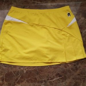 Duc sport skort size large
